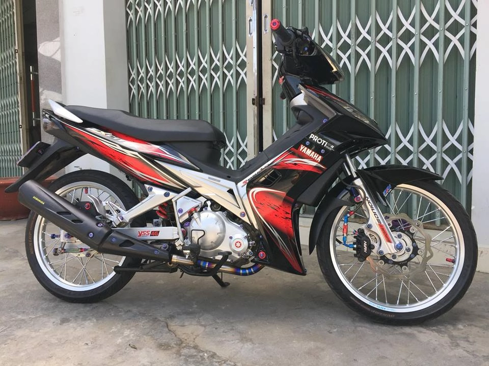 Exciter 135 độ - đầy màu sắc của chàng biker 79