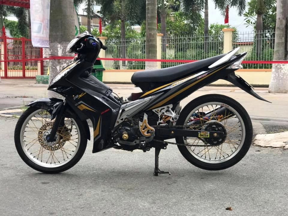 Exciter 135 độ tâm huyết của một biker sài gòn chất từ nội đến ngoại