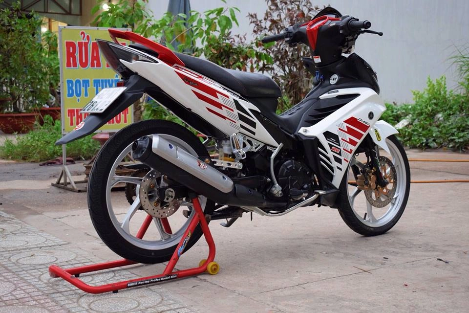 Exciter 135 kiểng nhẹ gây ấn tượng của chàng trai chạy grabbike