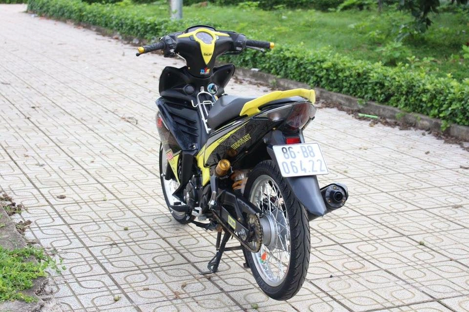 Exciter 135 sắc vàng nhẹ nhàng đón bình minh của biker bình thuận