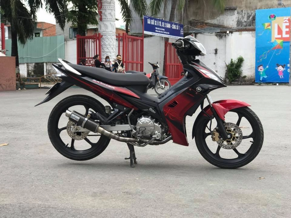 Exciter 135cc phiên bản tân trang làm ông hàng xóm hết hồn