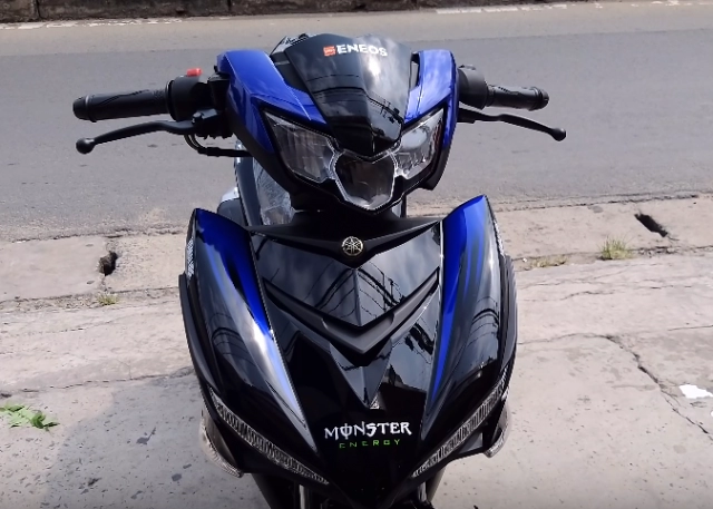 Exciter 150 2019 ra mắt phiên bản monster energy trên đường đua motogp