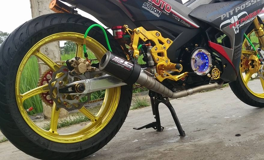 Exciter 150 độ kiểng bánh bèo đầy hầm hố của biker thanh hóa