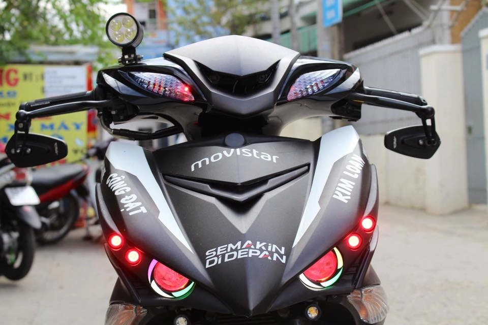 Exciter 150 độ kiểng bức phá phiên bản movistar của biker đà nẵng