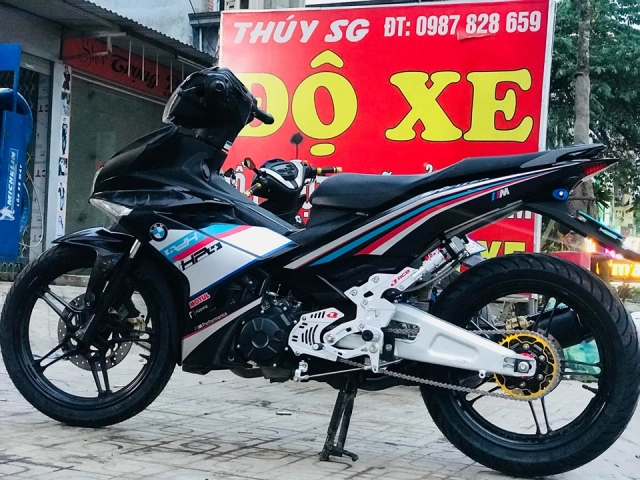 Exciter 150 độ mang nét đẹp vi diệu của biker thái bình