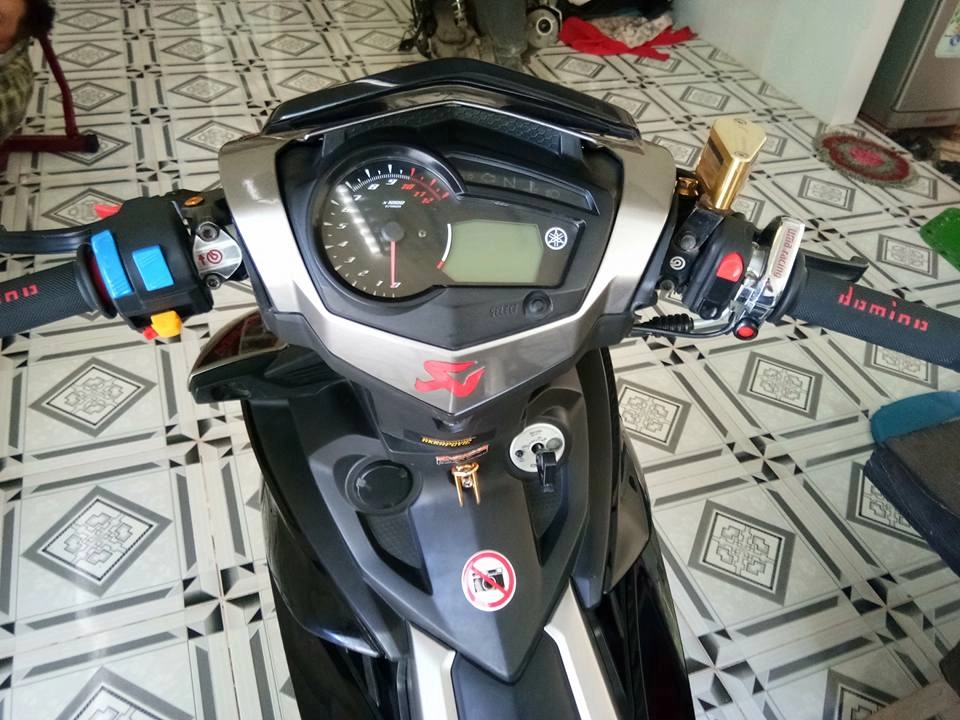 Exciter 150 độ phong cách quái dị của biker bến tre