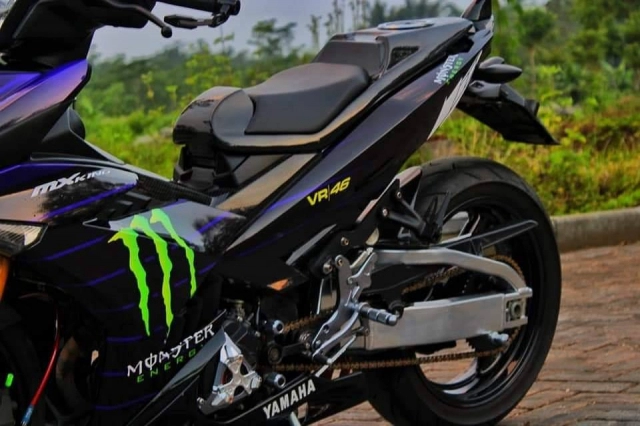 Exciter 150 lột xác với phong cách monster energy cùng dàn chân cbr600 hầm hố