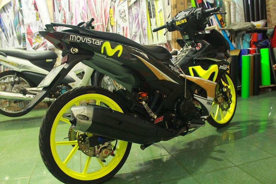 Exciter 150cc phiên bản movistar vàng chanh tươi mát