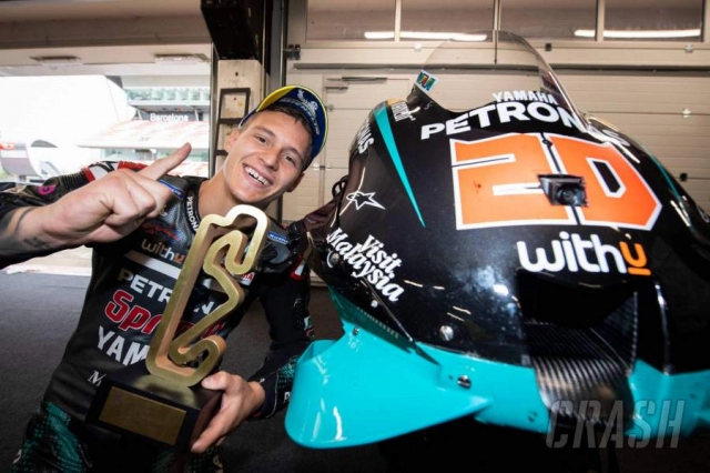 Fabio quartararo trở lại bục vinh quang với chiến thắng tại catalunya motogp