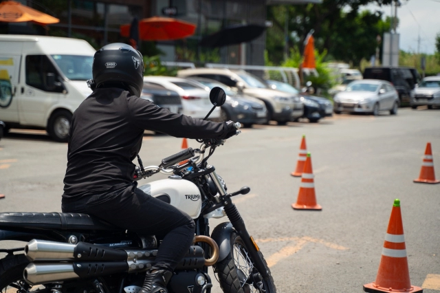 For the safe ride - huơng dân lai xe an toan danh cho ban