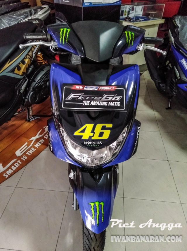 Freego 125 2019 xuất hiện với bộ cánh monster energy tại đại lý