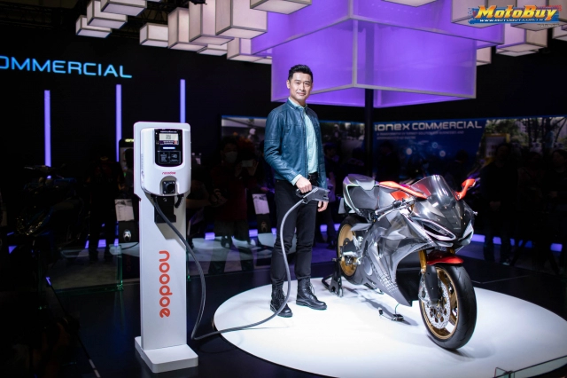 Giới thiệu trạm sạc điện kymco supernex noodoe ev tại sự kiện tokyo motor show