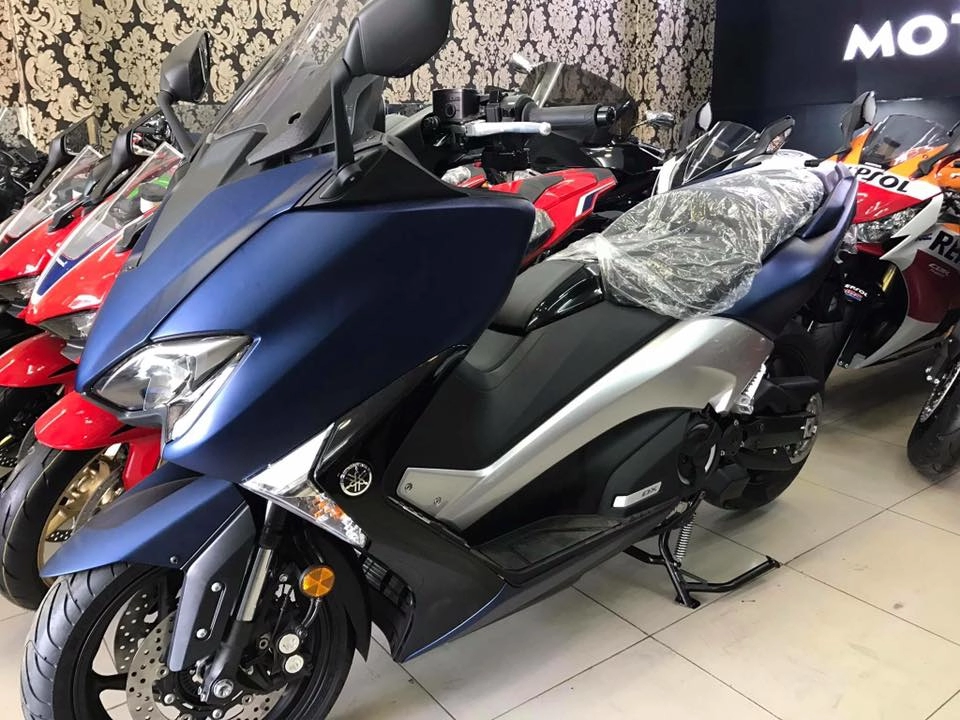 Hàng về yamaha tmax 750 2017 màu mới cực đẹp xe full options châu âu