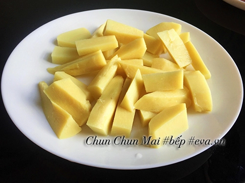 Hết sạch nồi cơm với thịt ba chỉ kho măng chua đậm đà