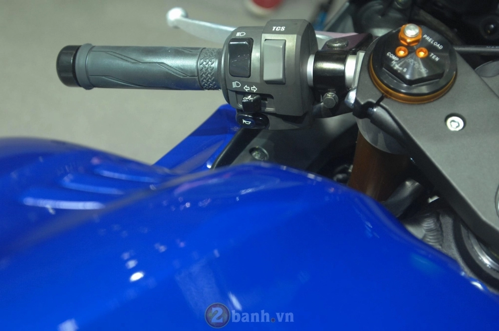 Hình ảnh chi tiết yamaha yzf-r6 2017 đầu tiên tại việt nam