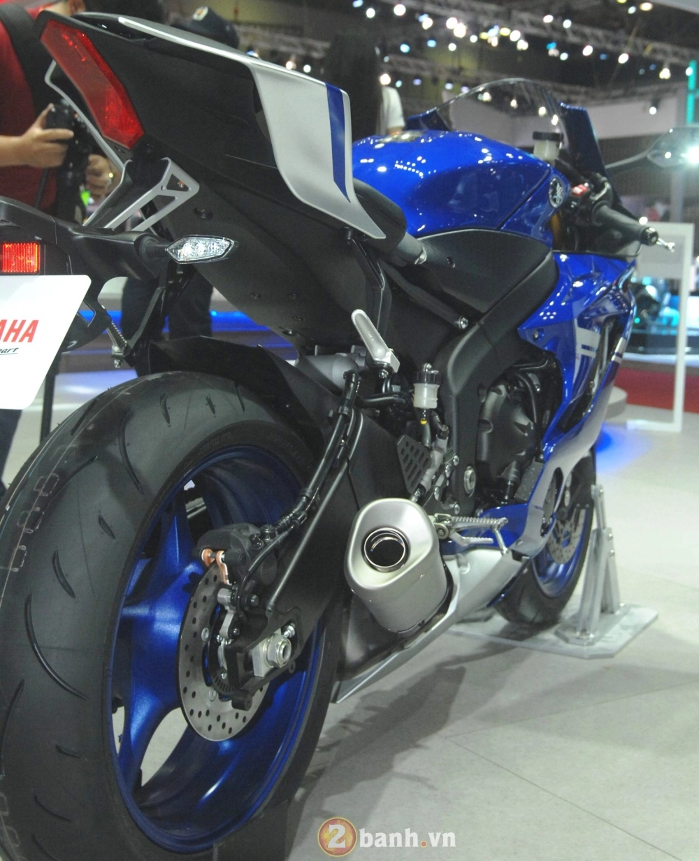 Hình ảnh chi tiết yamaha yzf-r6 2017 đầu tiên tại việt nam