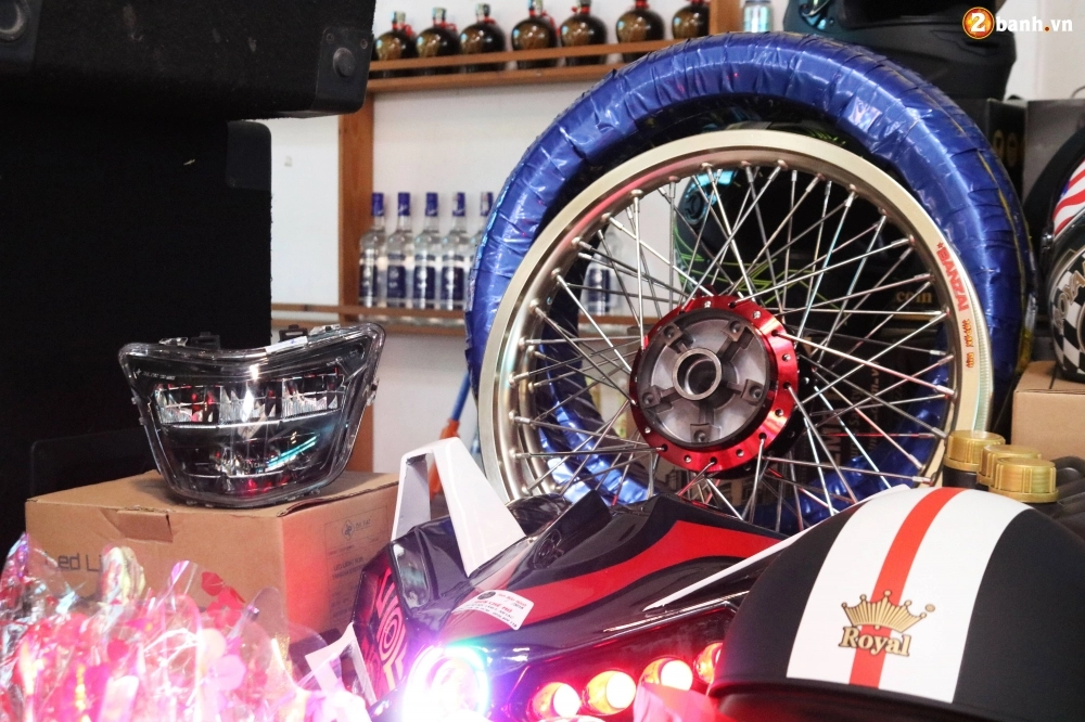 Hơn 500 biker đổ về sài gòn mừng team exciter kiến vàng tròn i tuổi