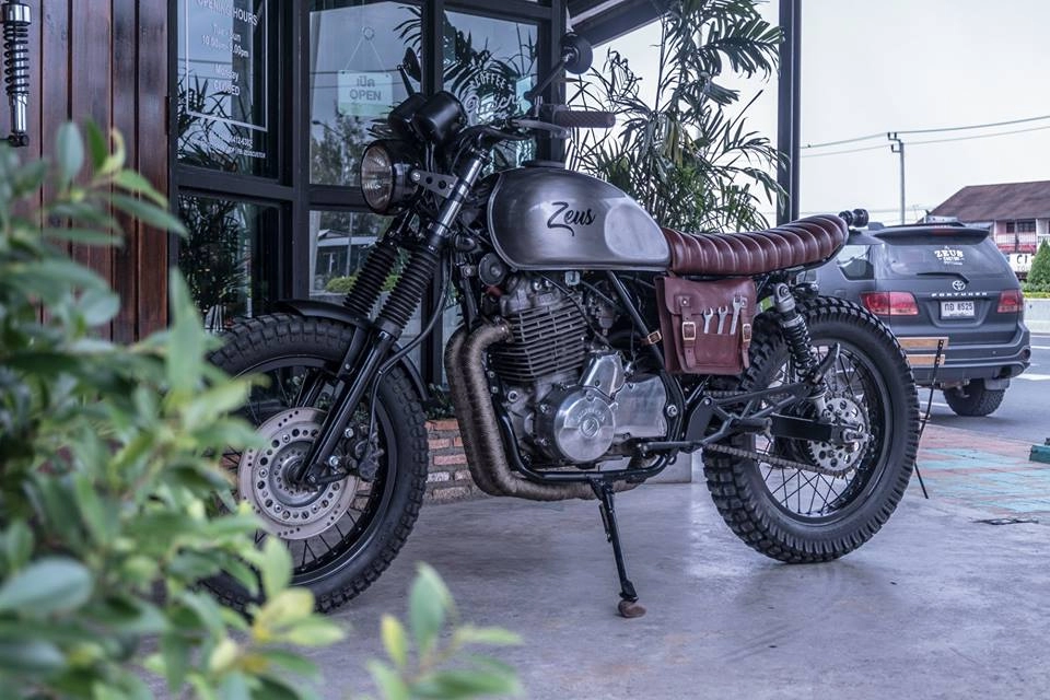 Honda cb400ss bản tùy chỉnh đến từ zeus custom