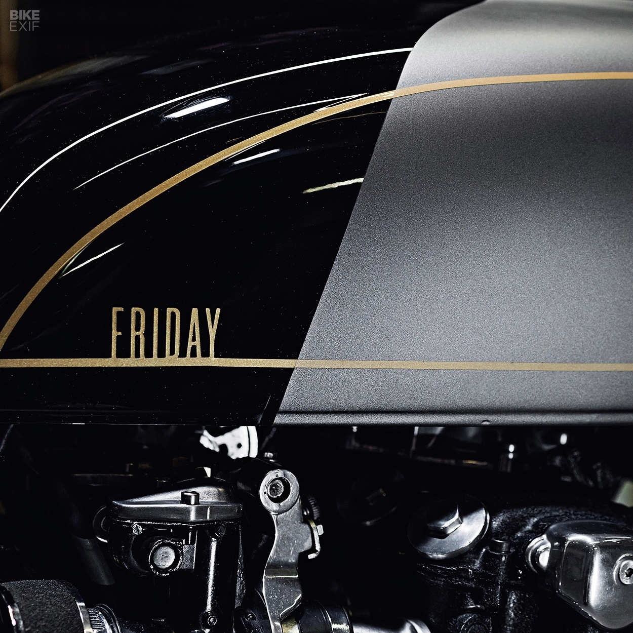 Honda cb550 độ sắc nét trong bản độ mang tên ngày thứ 6