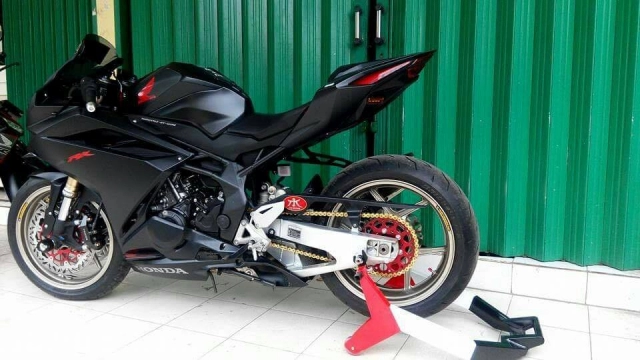 Honda cbr250rr bản độ hoàn hảo tuyệt đối với dàn chân từ các anh lớn