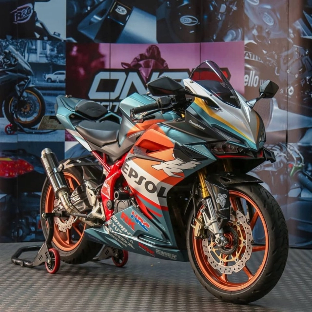 Honda cbr250rr độ ấn tượng theo phong cách superbike