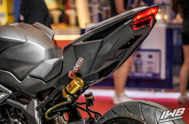Honda cbr250rr độ phong cách superbike ấn tượng với dàn chân của ducati 1098