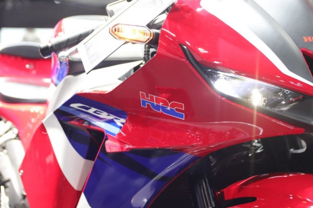 Honda cbr600rr 2021 ra mắt với giá gần mua được cbr1000rr-r