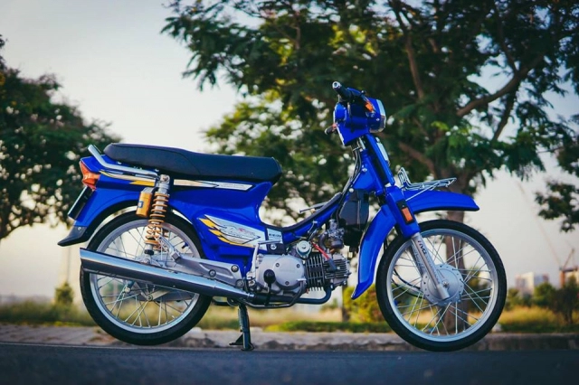 Honda dream kỷ niệm được dọn ngoài sức tưởng tượng