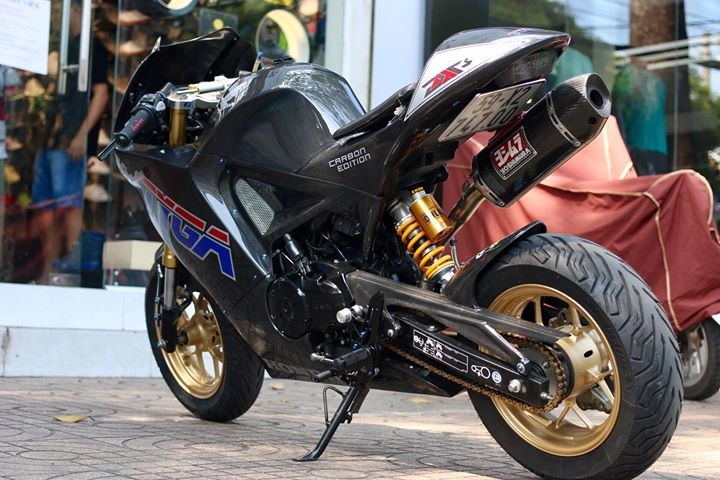 Honda msx siêu ngầu trong bộ cánh carbon fiber