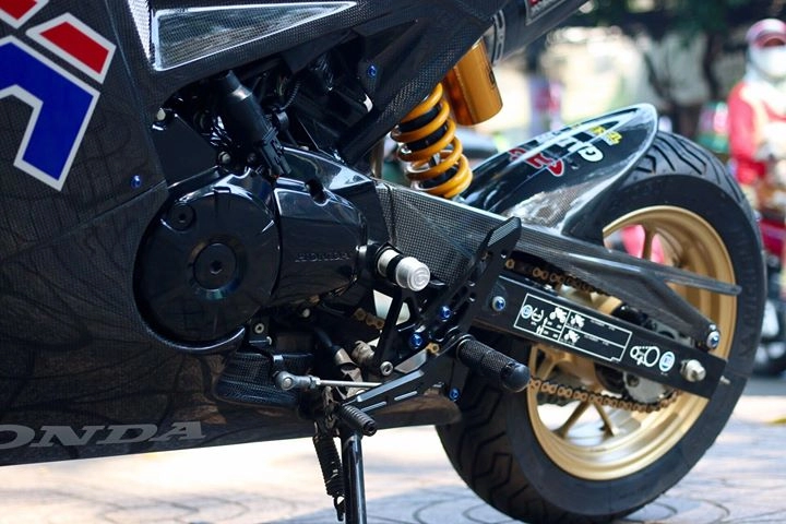 Honda msx siêu ngầu trong bộ cánh carbon fiber