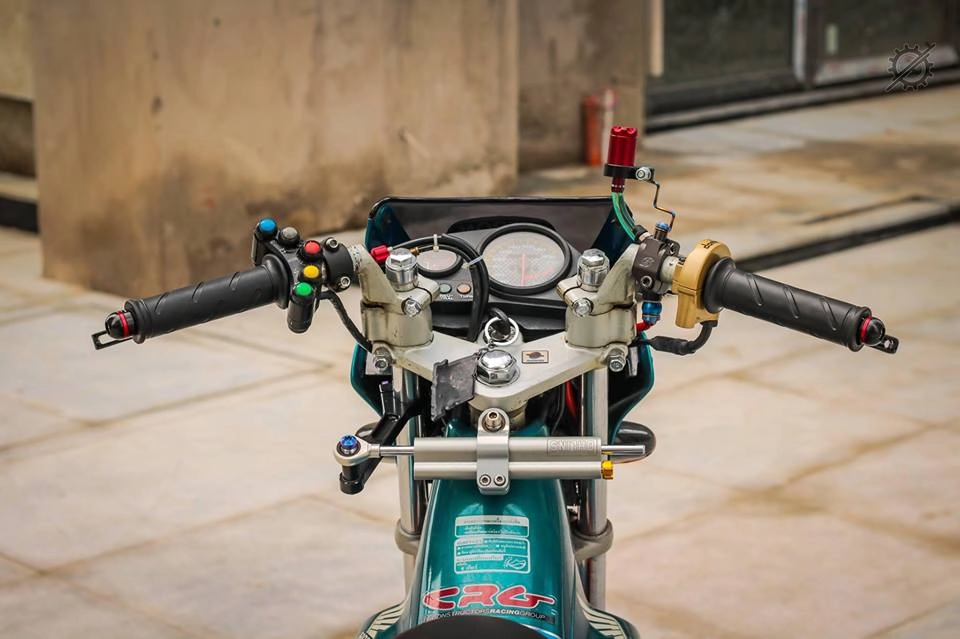 Honda nova dash - đứa con của gió cùng loạt đồ chơi khủng từ biker miền tây