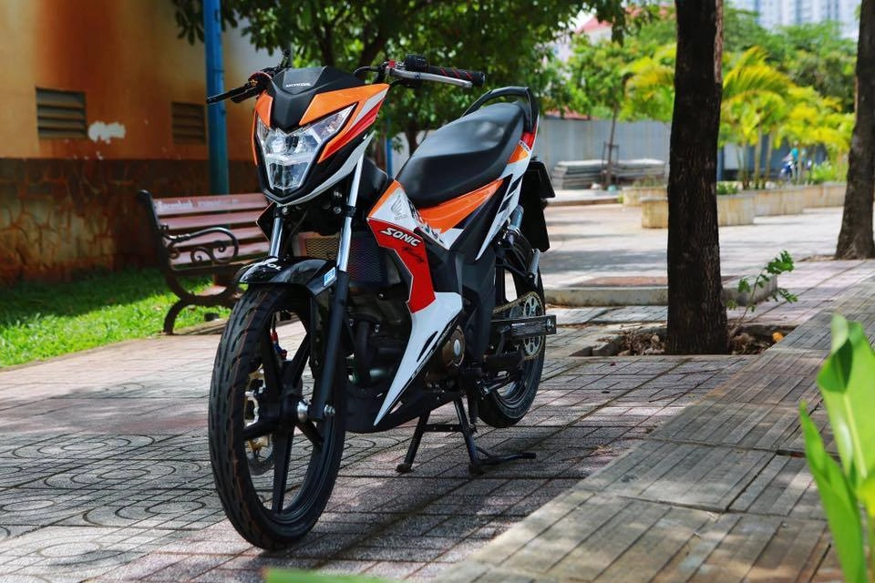 Honda sonic 150 vẻ đẹp được khai sáng toàn diện với loạt option khủng