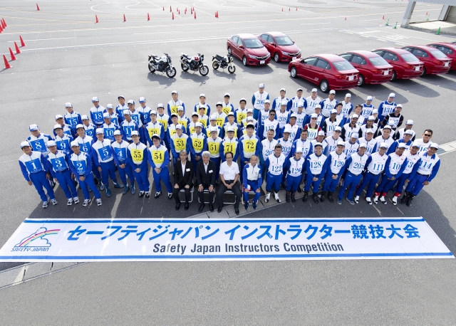 Honda việt nam giành chiến cuộc thi hướng dẫn viên đào tạo lái xe an toàn quốc tế 2018 tại nhật bản