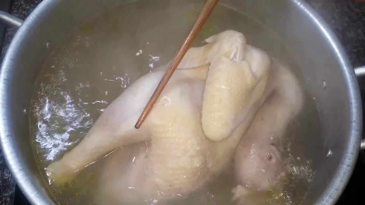 Hướng dẫn cách nấu cháo thịt gà rau dền tốt cho hệ tiêu hóa của bé