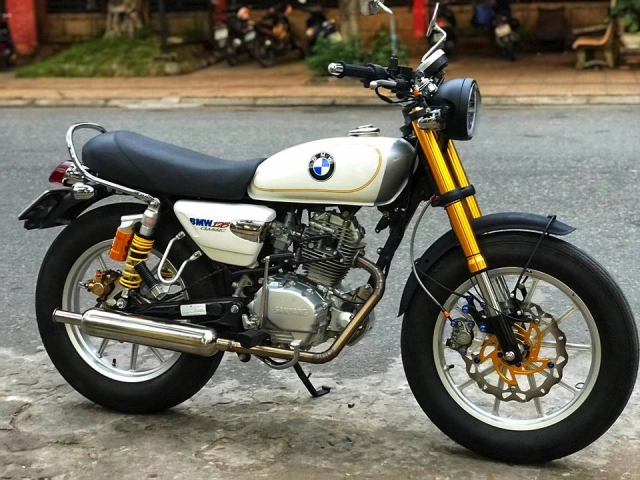 Husky classic 125 đô phong cach bmw vơi dan chân khiên ngươi xem kho thơ