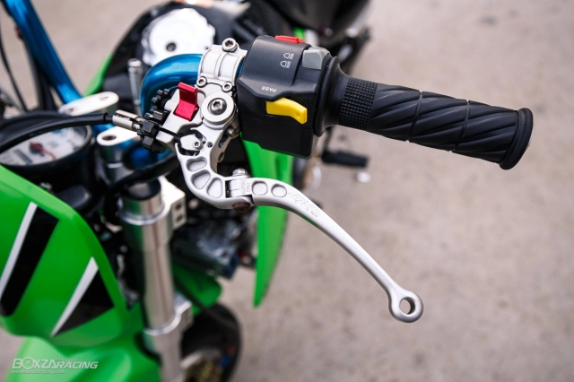 Kawasaki ksr 110 độ tuyệt đỉnh với dàn chân đẹp ma mị