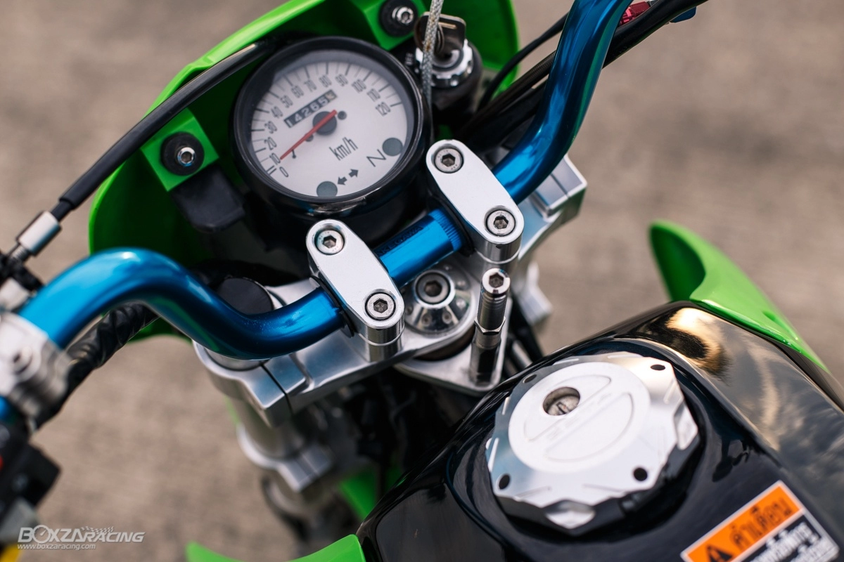 Kawasaki ksr 110 độ tuyệt đỉnh với dàn chân đẹp ma mị