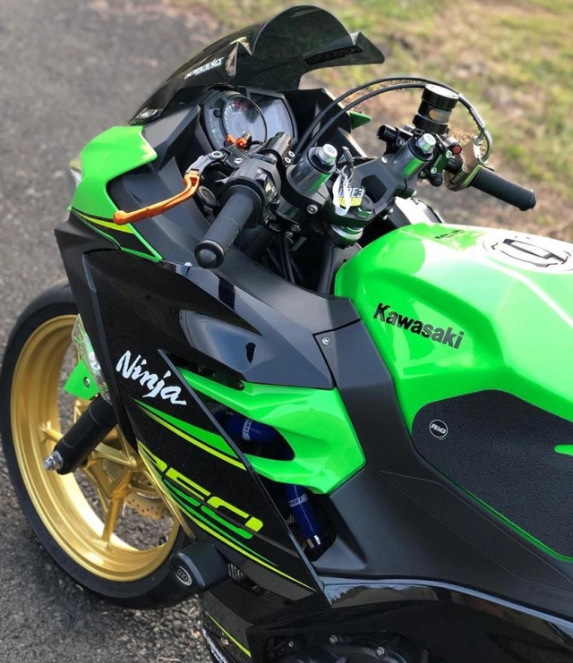 Kawasaki ninja 250 độ nổi bật với nhiều thay đổi khá lôi cuốn