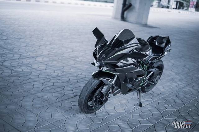 Kawasaki ninja h2 độ thành h2r với trang bị winglet siêu chuẩn