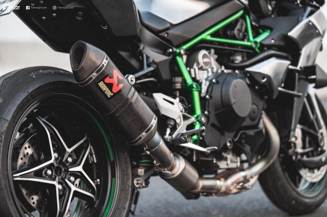 Kawasaki ninja h2 lột xác thành phiên bản đường đua h2r