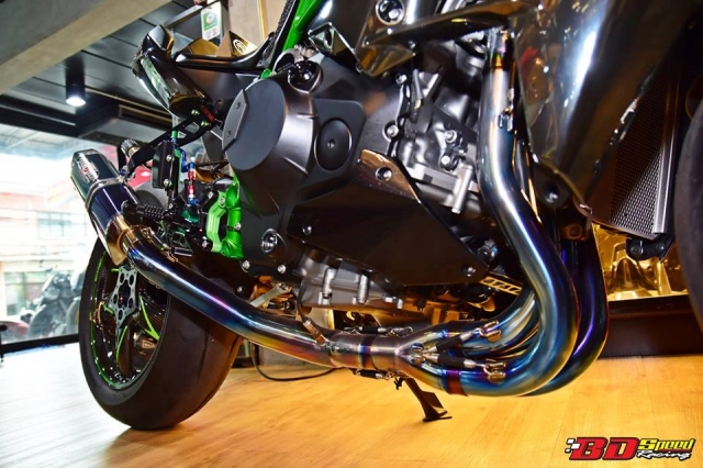 Kawasaki ninja h2 siêu phẩm tốc độ căng cứng với dàn option khủng