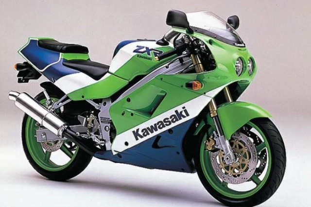 Kawasaki ninja zx-25r 4 xi-lanh 250cc mới dự kiến mạnh hơn đàn anh 400-500cc