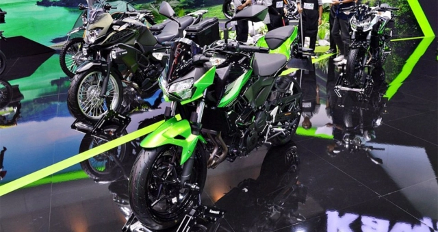 Kawasaki z400 2019 đổ bộ thị trường việt nam với giá bán 149 triệu vnd
