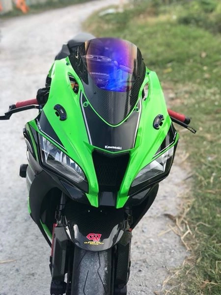 Kawasaki zx-10r độ bắt mắt với dàn trang bị đắt tiền