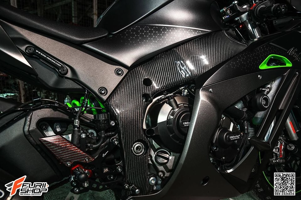 Kawasaki zx-10r vẻ đẹp khởi tạo bên tone màu đặc biệt