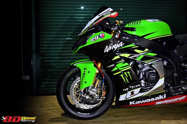 Kawasaki zx-10rr độ - rùng mình trước vẻ đẹp của chiến thần đường đua full option