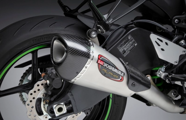 Kawasaki zx-6r 2019 được trang bị phụ kiện ống xả yoshimura alpha t34 giúp tăng hiệu suất động cơ