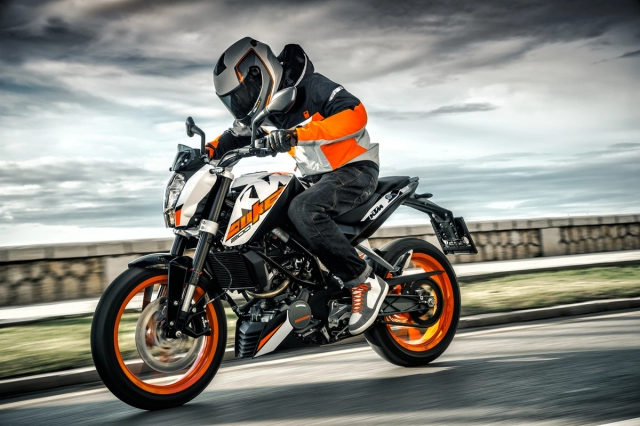 Ktm 200 duke 2018 về việt nam với giá cực sốc 799 triệu đồng