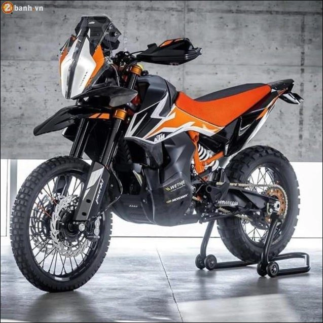 Ktm 790 adventure lộ diện bản concept trên đường đua thử