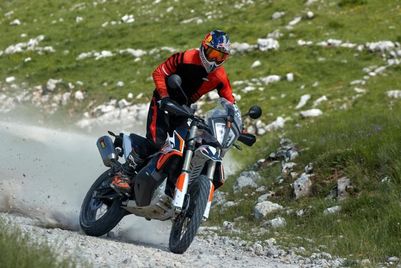 Ktm 790 duke và 790 adventure chuẩn bị về việt nam